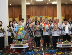 Bunda Guru Barito Utara Hadiri Konferensi Kerja PGRI Kalteng, Apresiasi Prestasi dan Dorong Sinergi Pendidikan